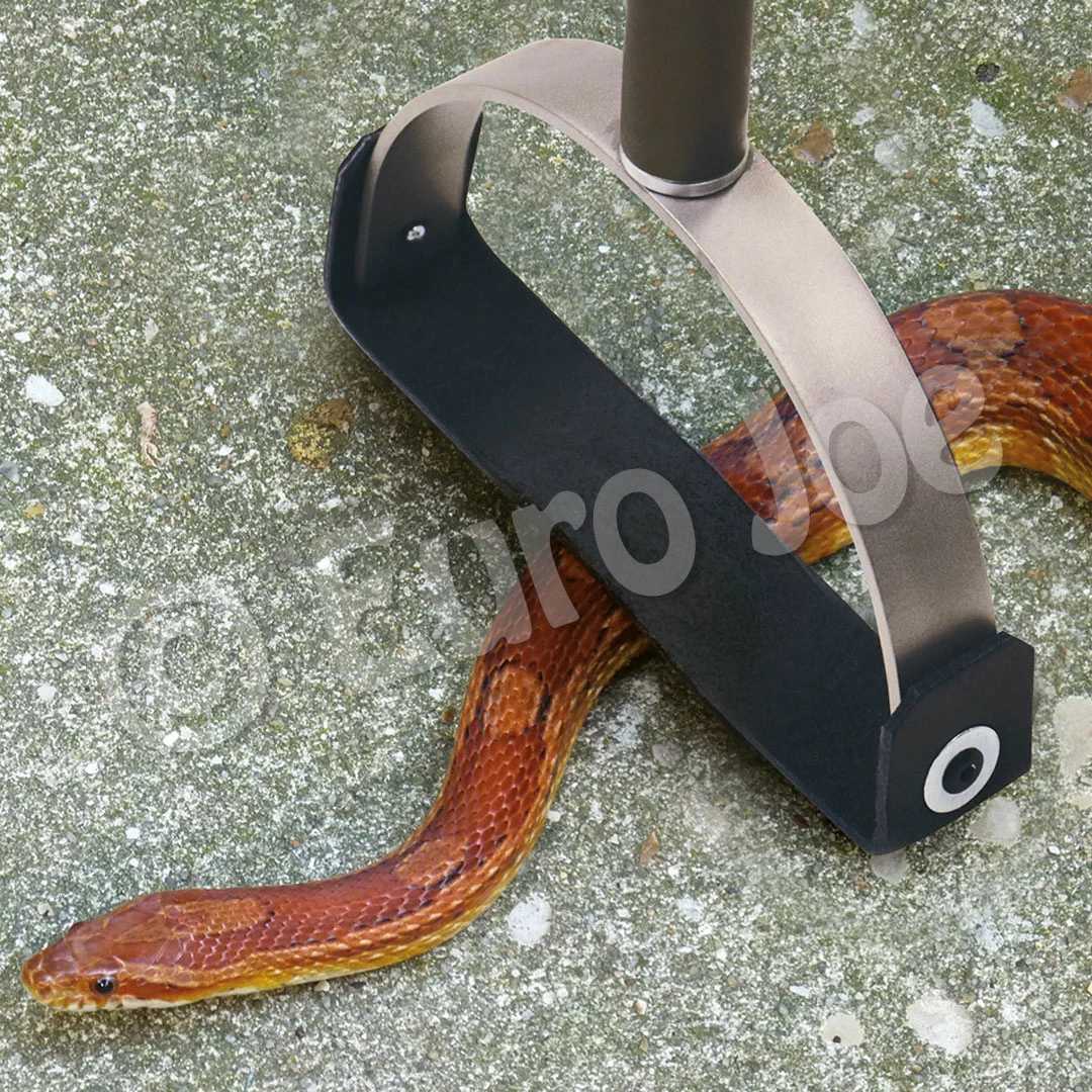 Euro Joe Restraint Stick For Reptiles 2 Euro Joe Restraint Stick For Reptiles - Image 2